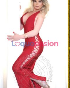 BARBARA HERMOSA TRANS BRASILEA COMPLETA